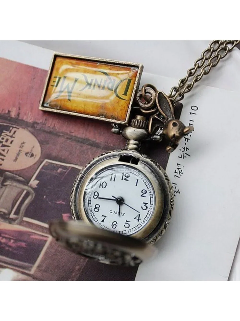 Unisex Gold Vintage Quartz Alice Wonderland Rabbit Solid Necklace Pocket Watch